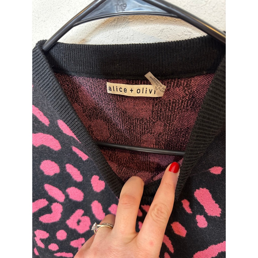 Alice + Olivia Womens Pink Black Leopard Wool Blend Sweater CC810S01716 Size S/P - Picture 2 of 5